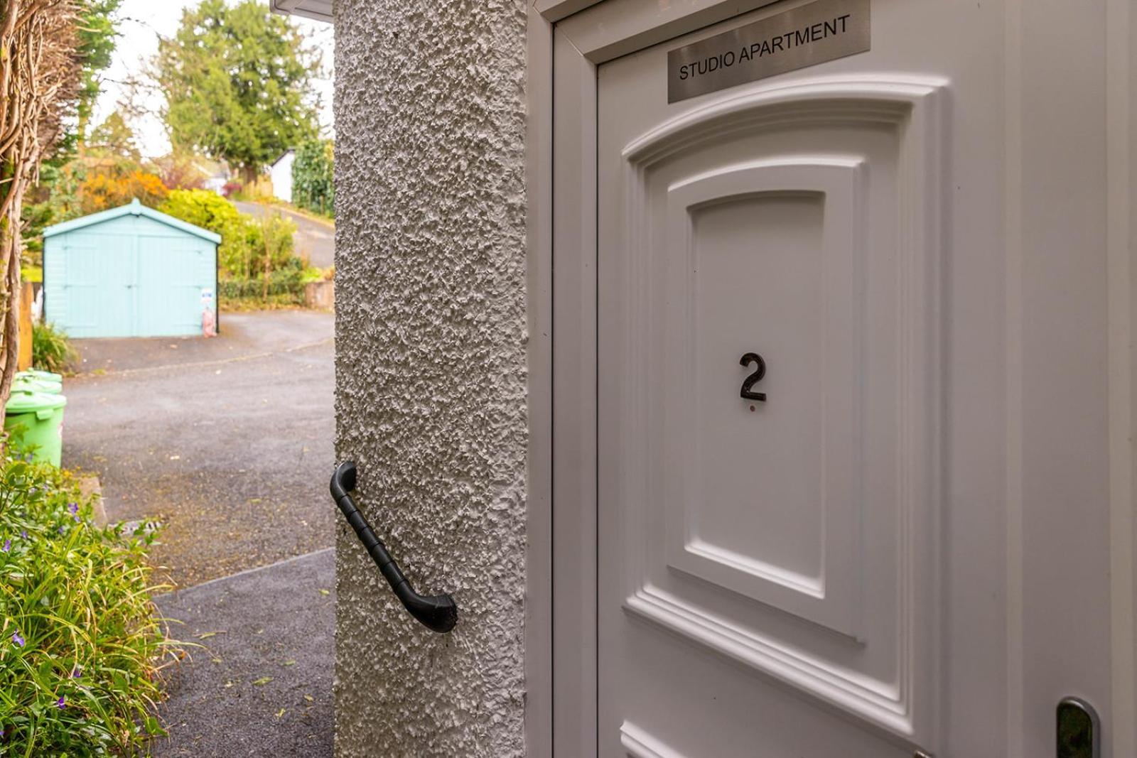 Windermere Studio Rooms - With Free Car Parking Onsite Exterior foto