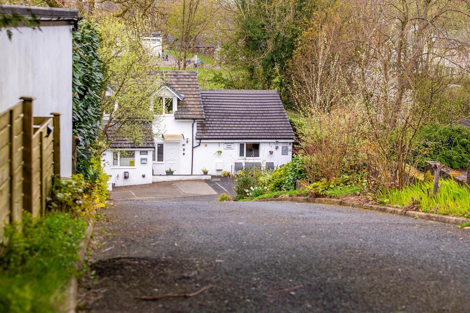 Windermere Studio Rooms - With Free Car Parking Onsite Exterior foto