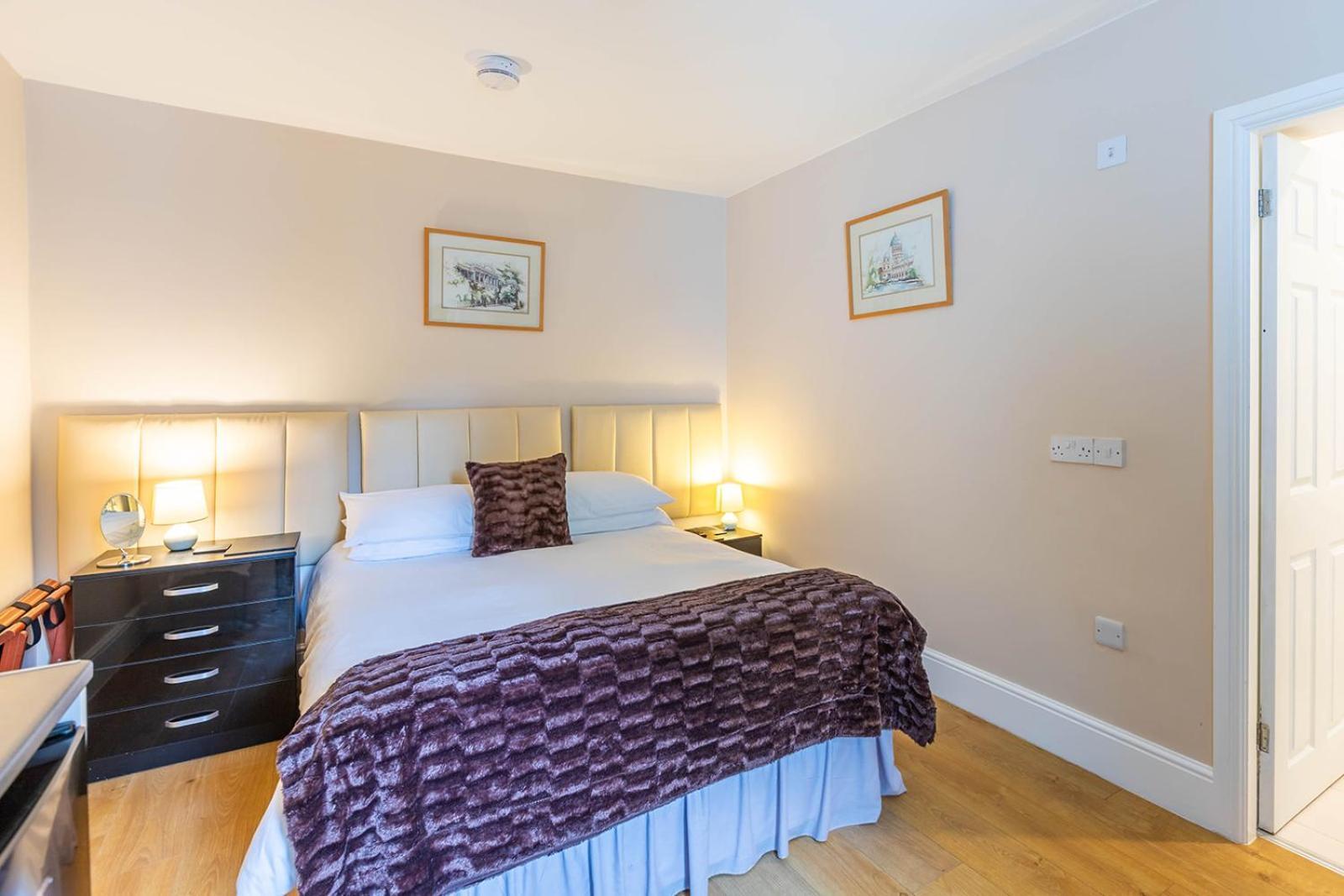 Windermere Studio Rooms - With Free Car Parking Onsite Exterior foto
